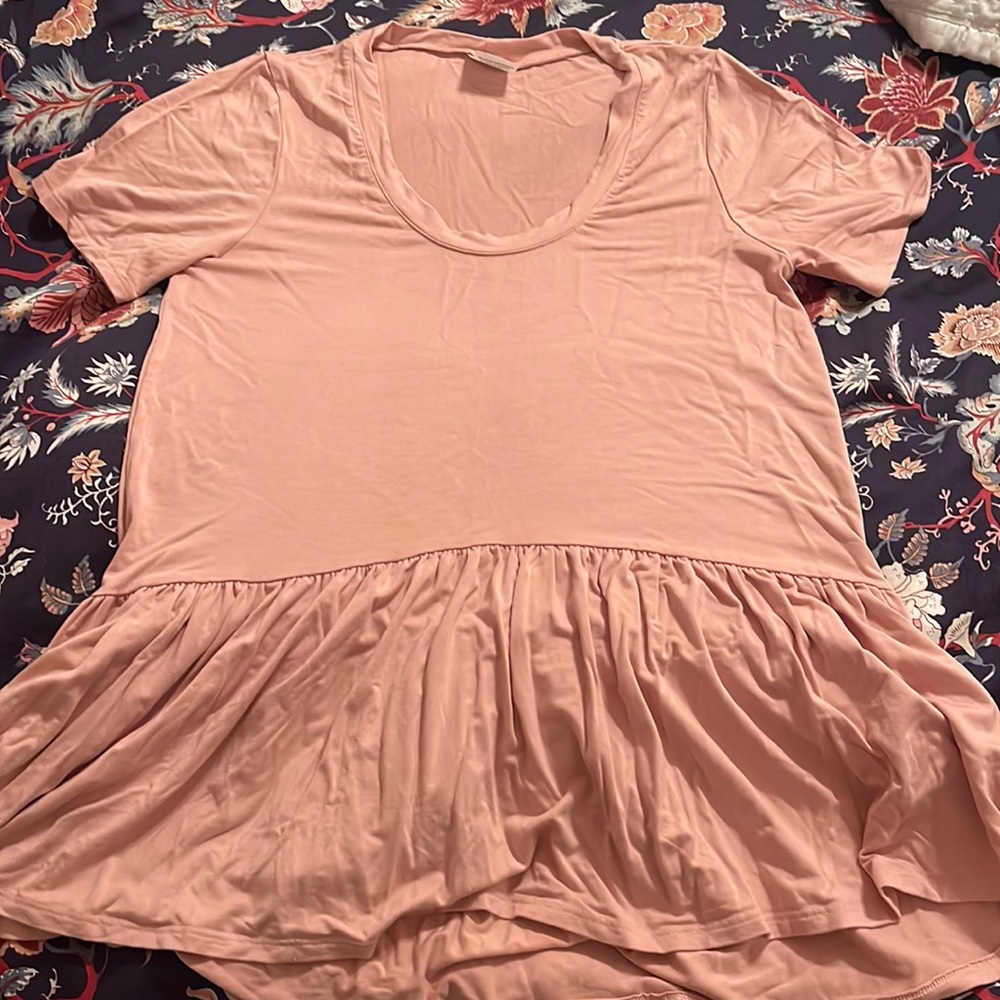 Short sleeve peplum tshirt